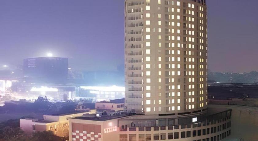 Ramada By Wyndham Wujiaochang 4* Shanghai