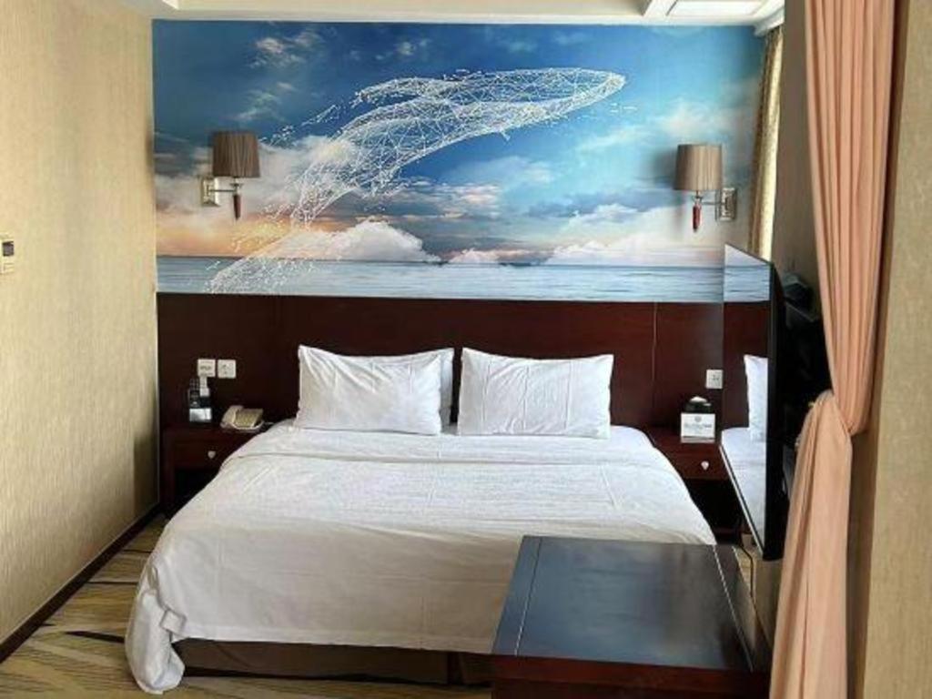 Ramada By Wyndham Wujiaochang 4*